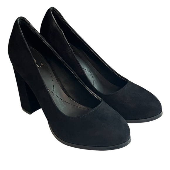 Isola Shoes - Isola Hayley Black Suede Pumps. Size 8